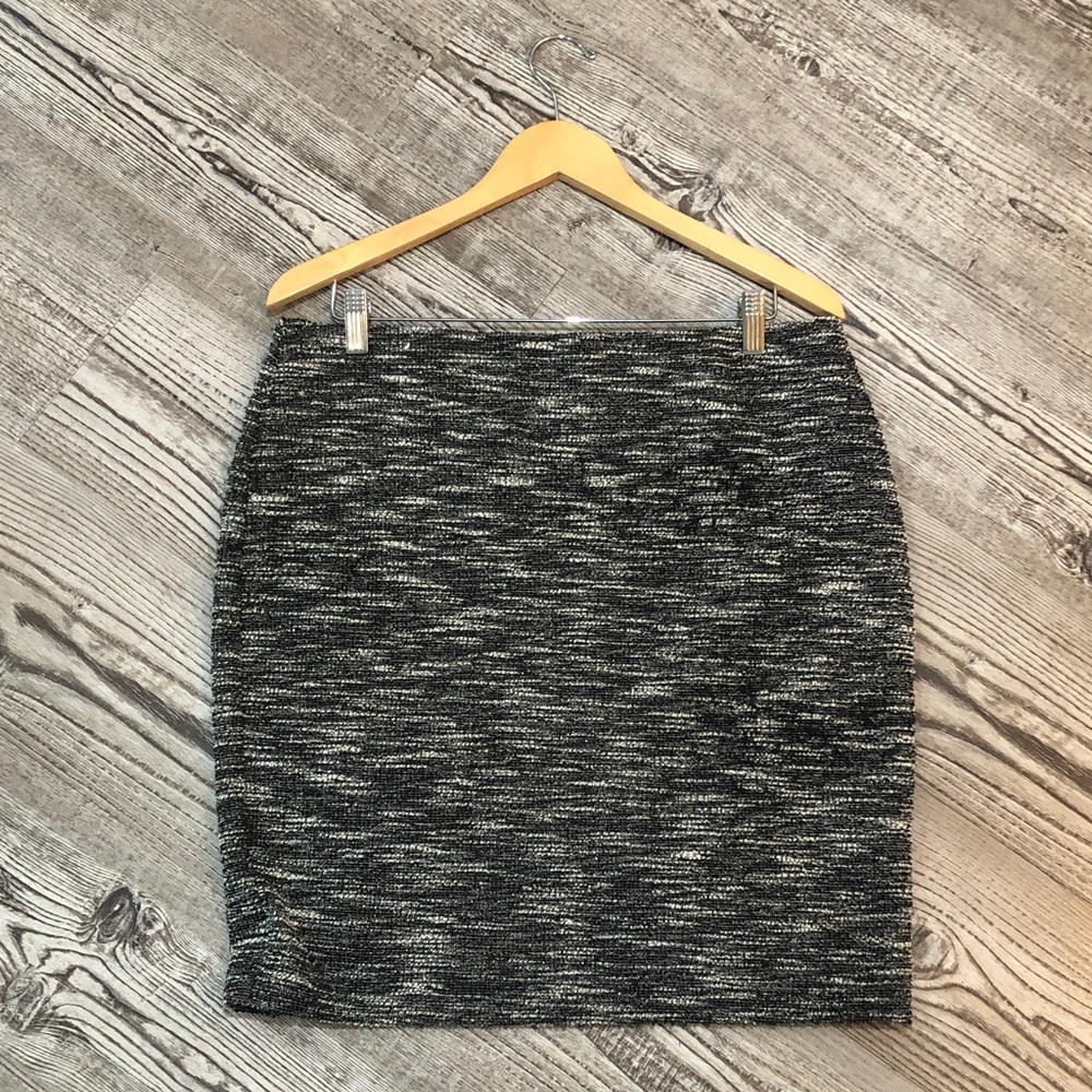 Ann Taylor Factory Metallic Black & Gray Silver Knit Pencil Skirt Size Petite LP